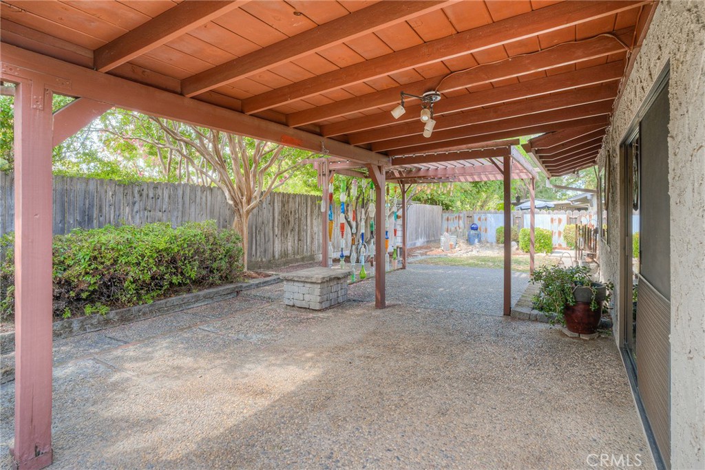 main property photo 22