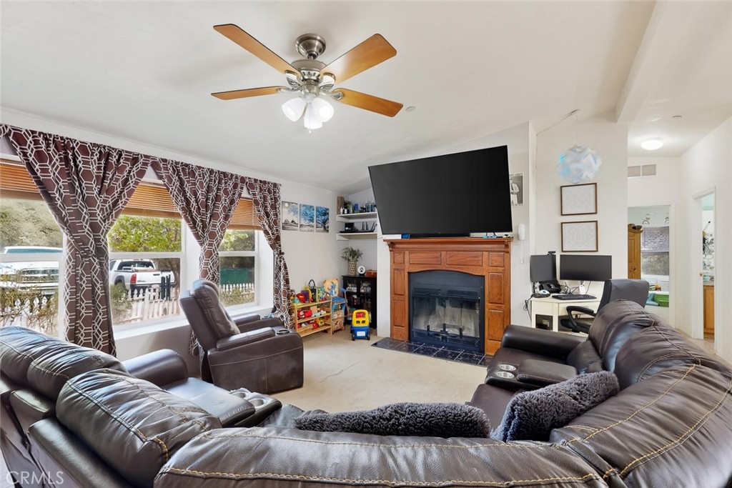 main property photo 16