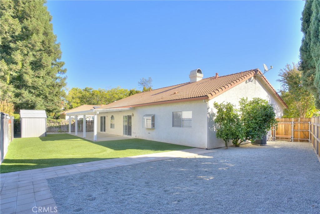 main property photo 37