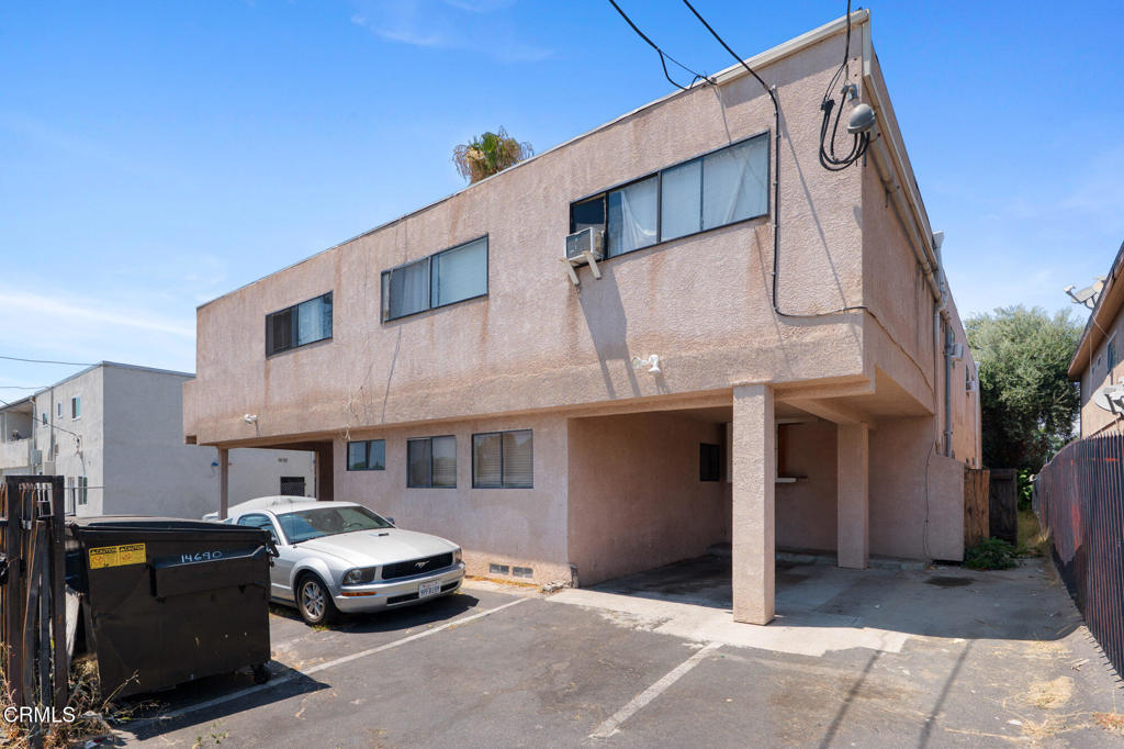 main property photo 12