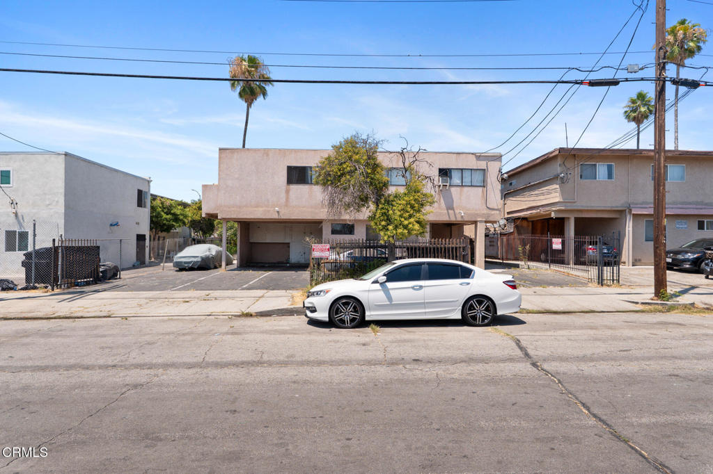 main property photo 15