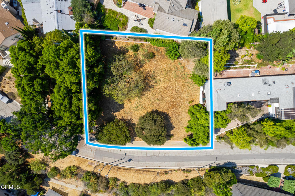 main property photo 9