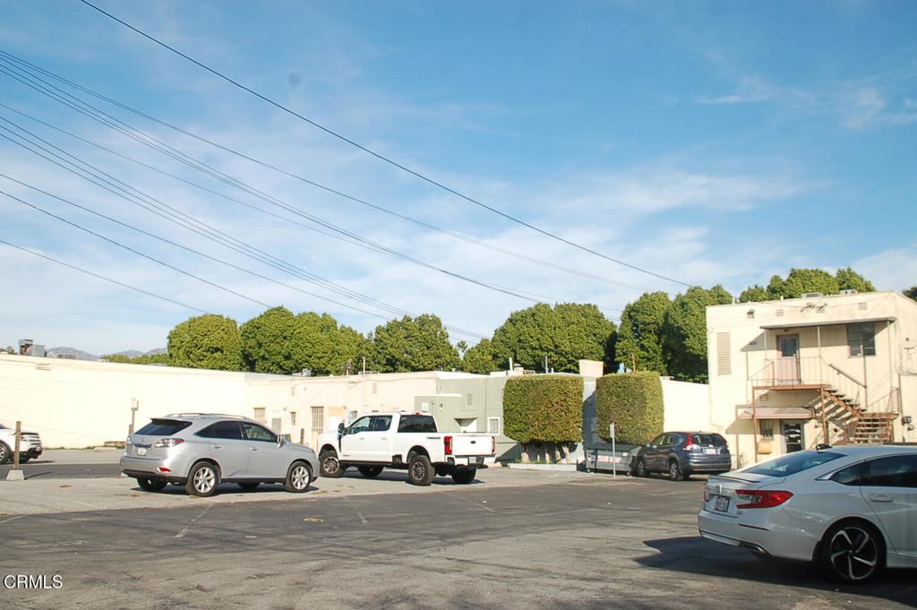 main property photo 29