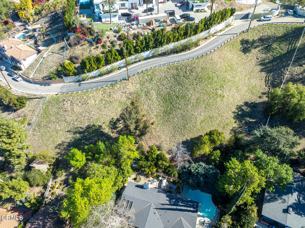 main property photo 35