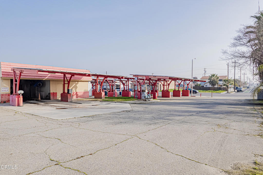 main property photo 20