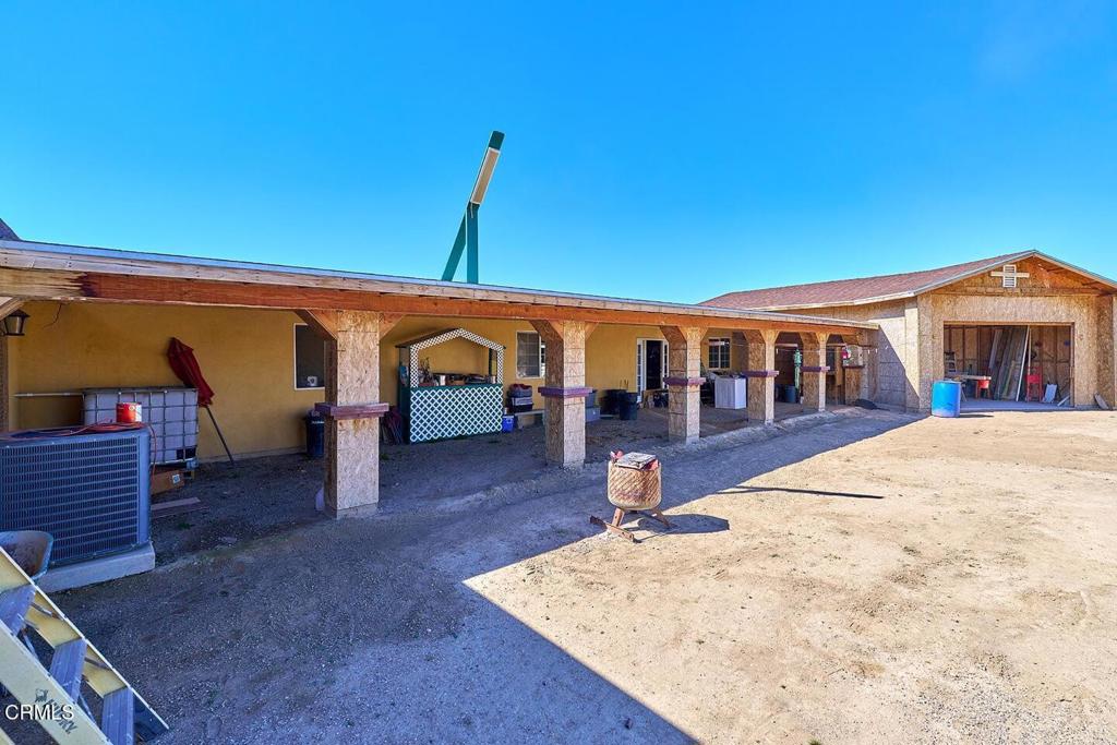 main property photo 6