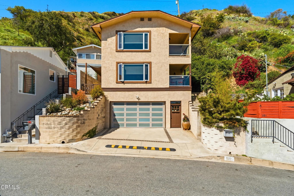 main property photo 5