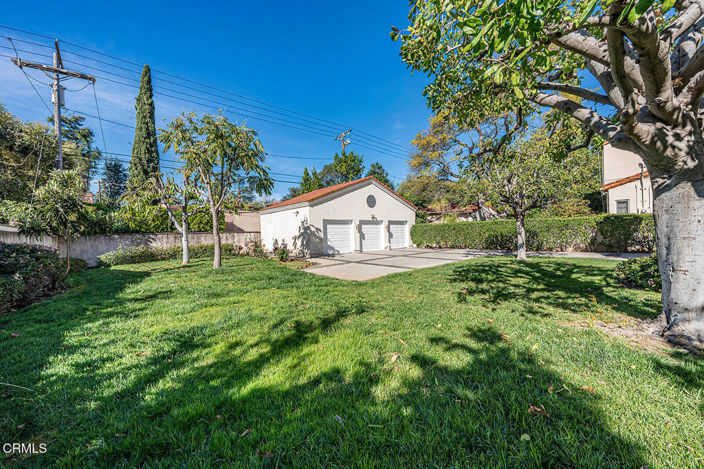 main property photo 45