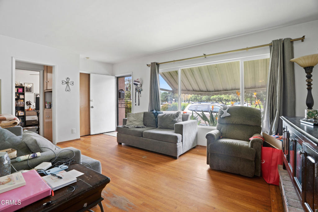 main property photo 11