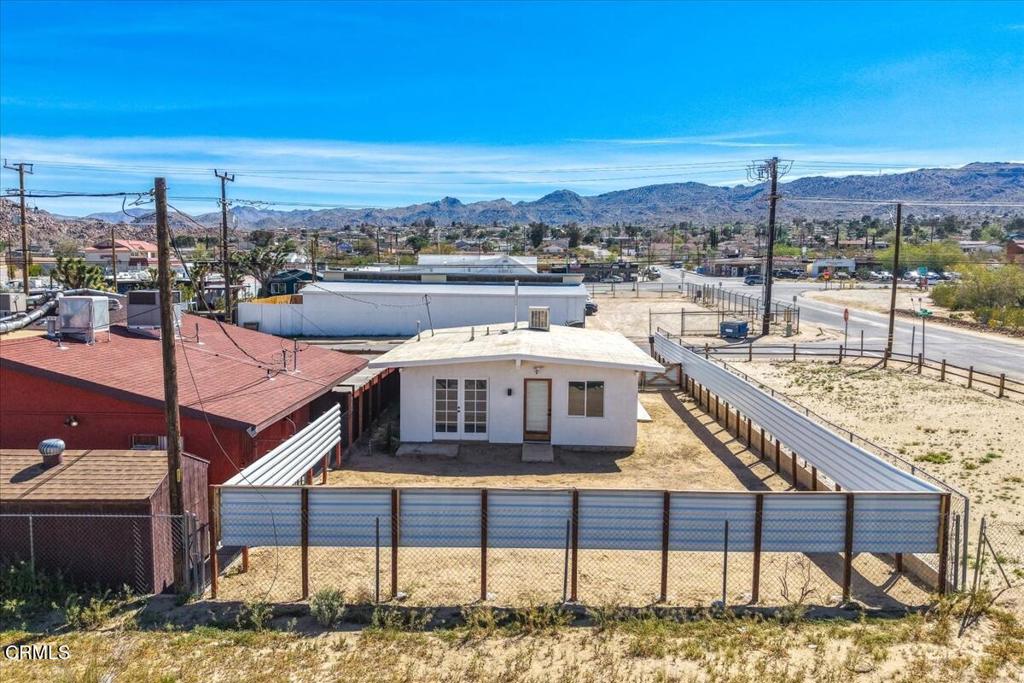 main property photo 30