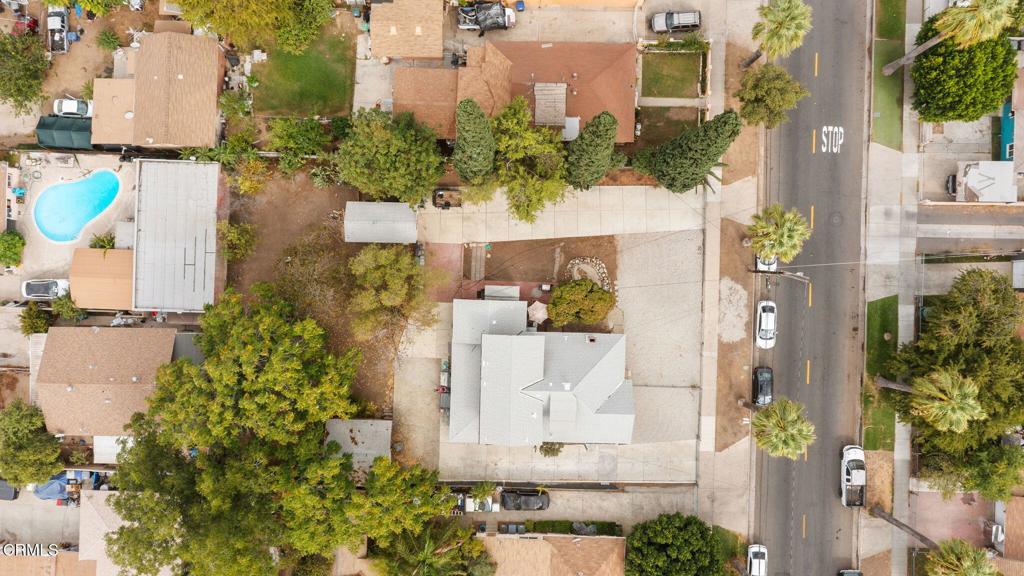 main property photo 7