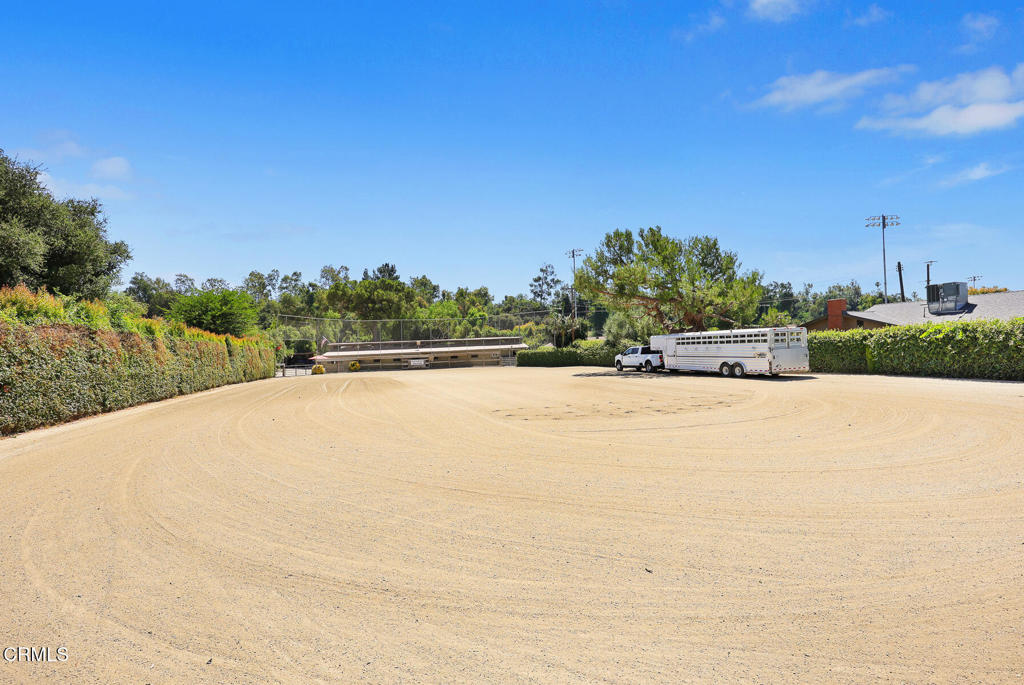 main property photo 14