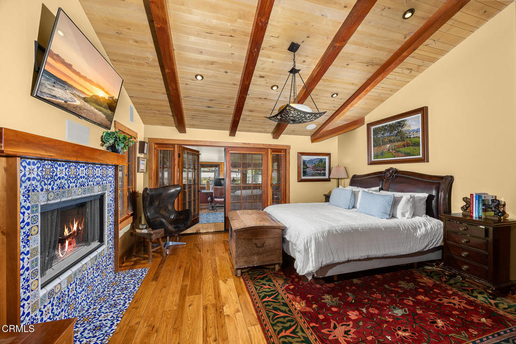 main property photo 28