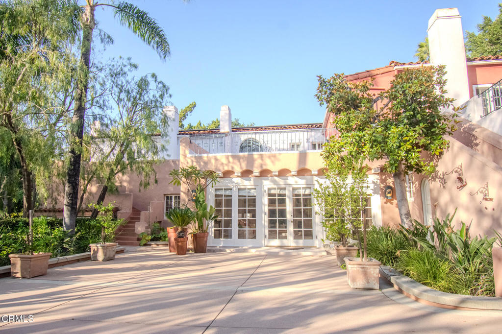 main property photo 50