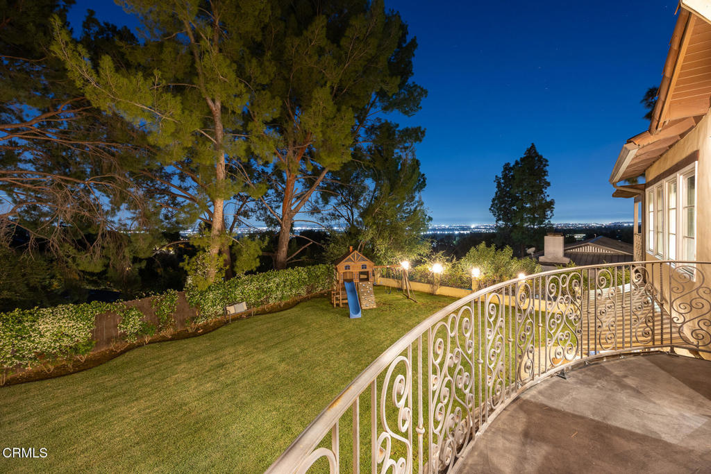 main property photo 37