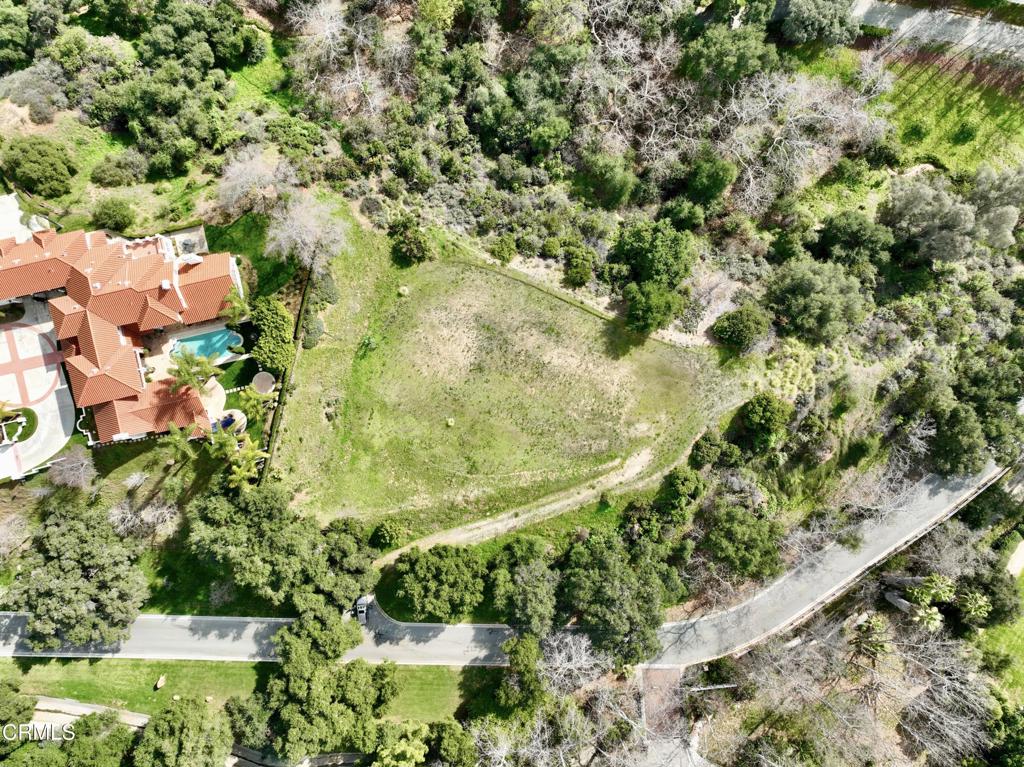 main property photo 11