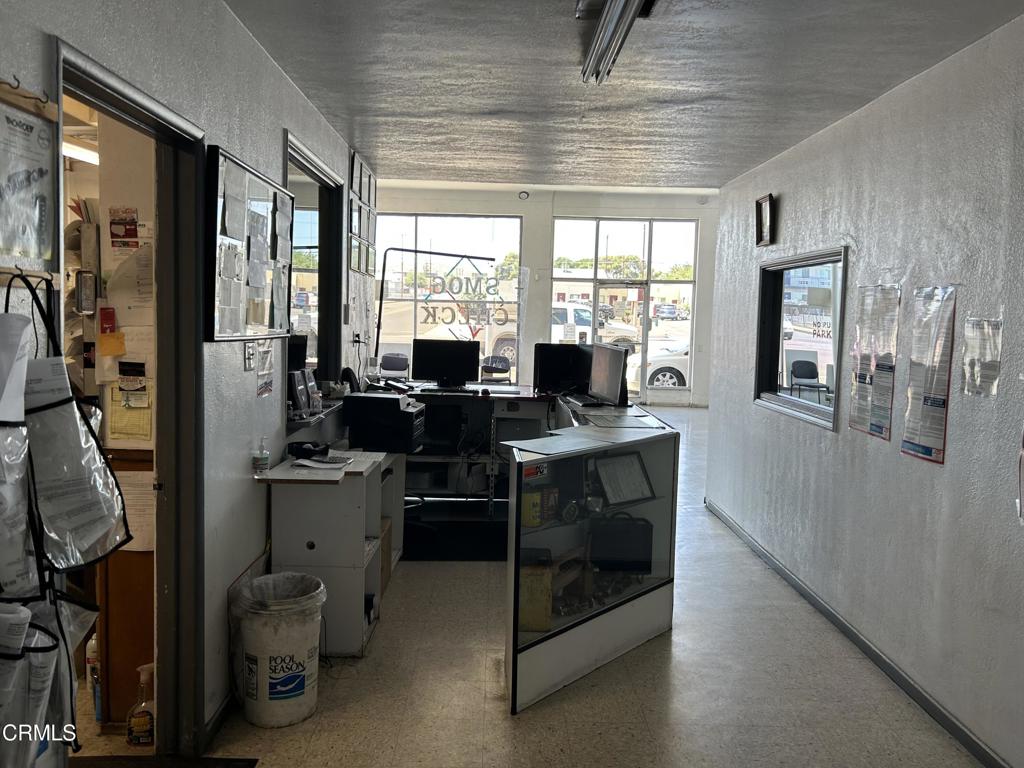 main property photo 50