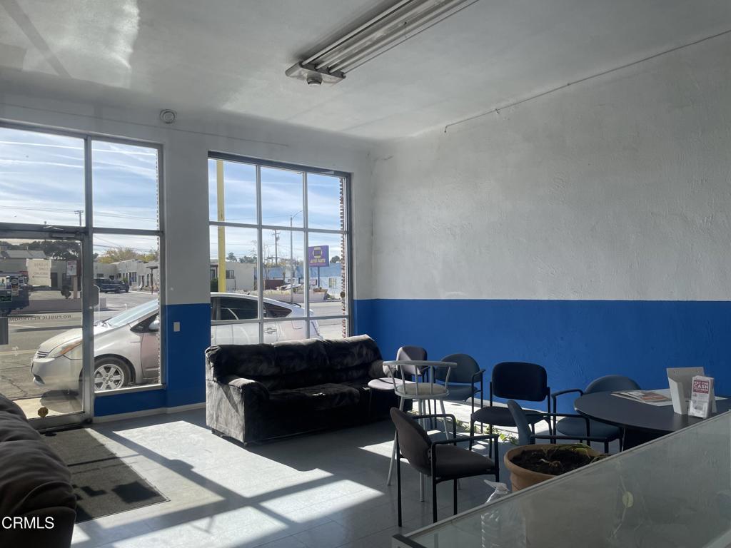 main property photo 6