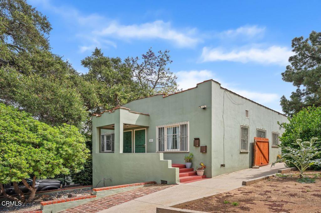 main property photo 12