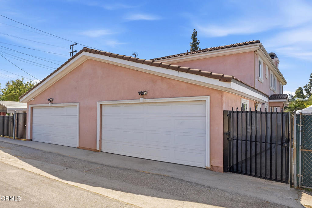 main property photo 48