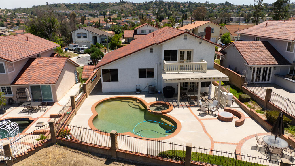 main property photo 45