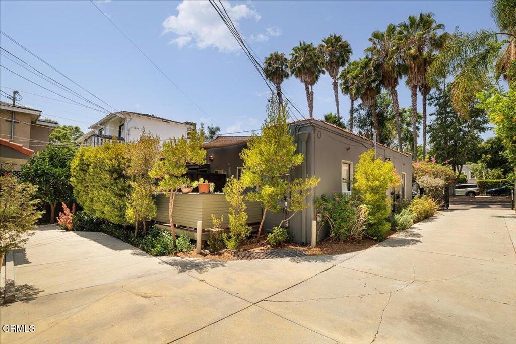 main property photo 24