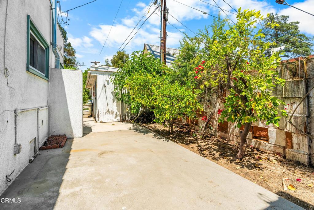 main property photo 45