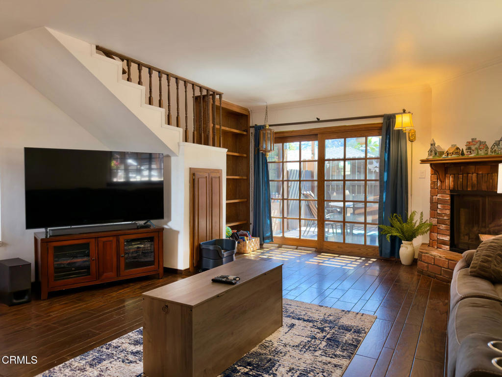 main property photo 9