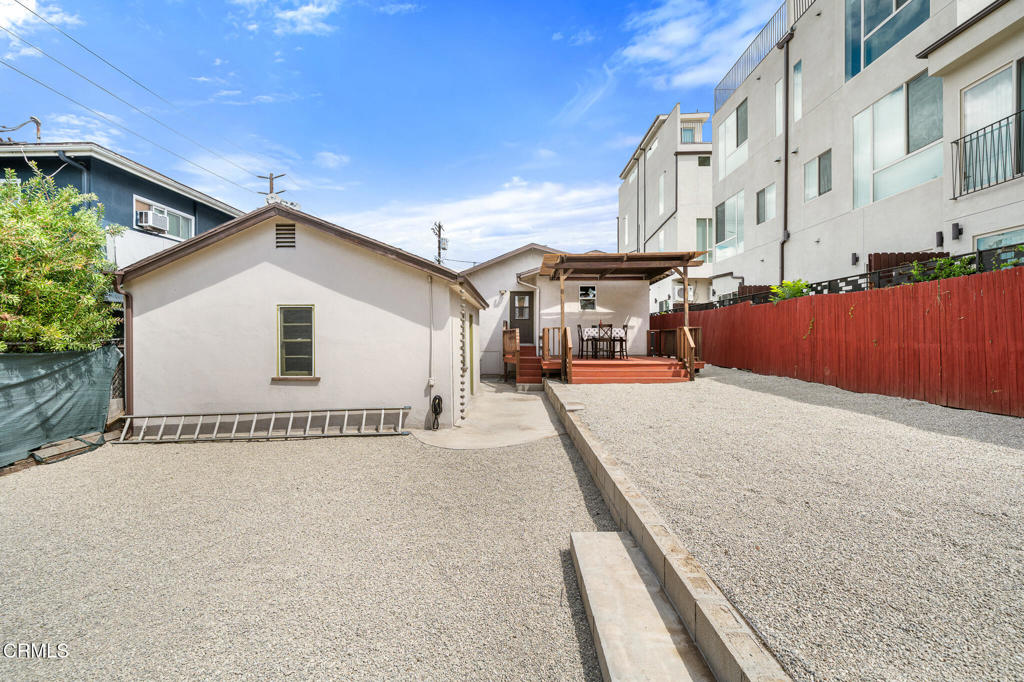 main property photo 5