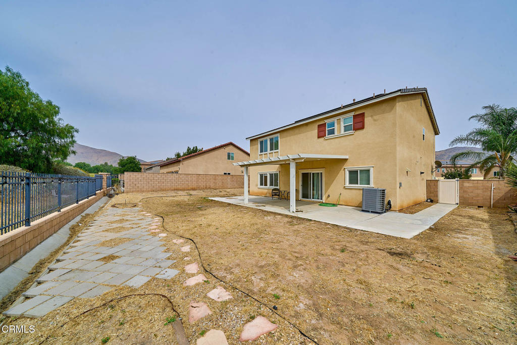 main property photo 25