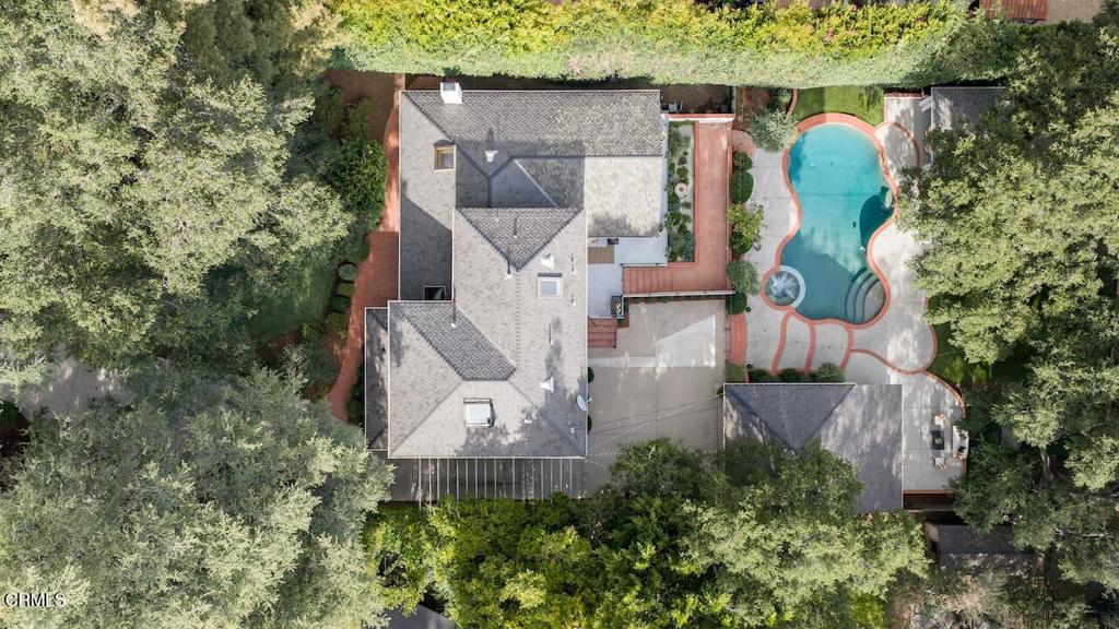 main property photo 58