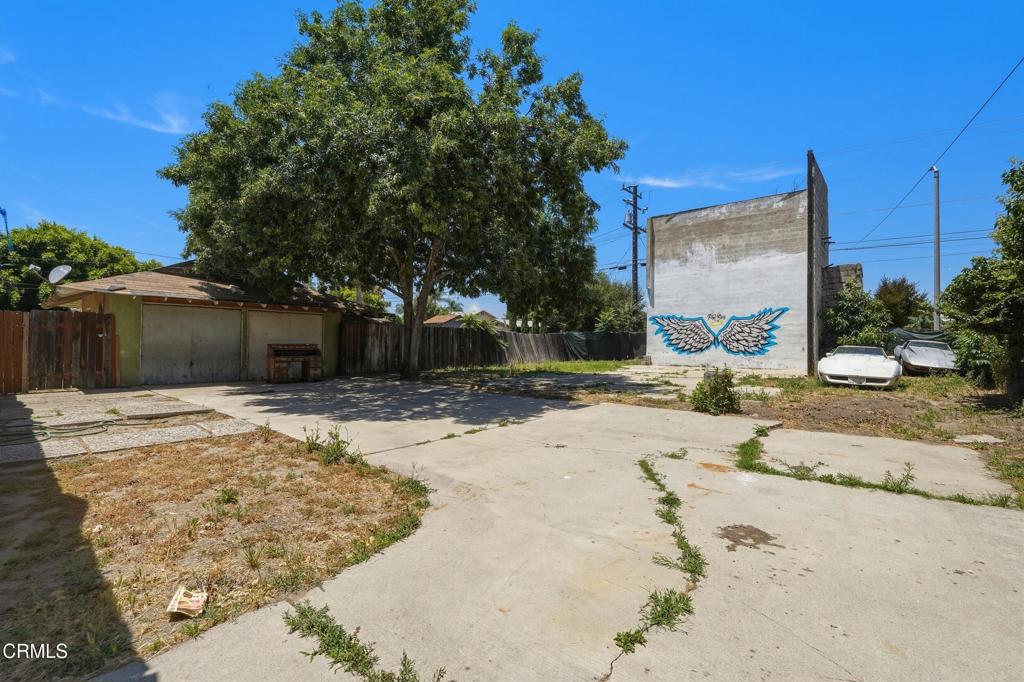 main property photo 7