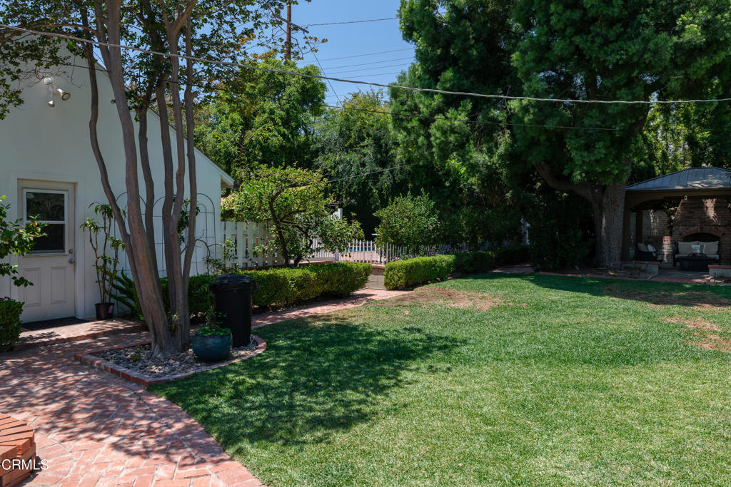main property photo 50