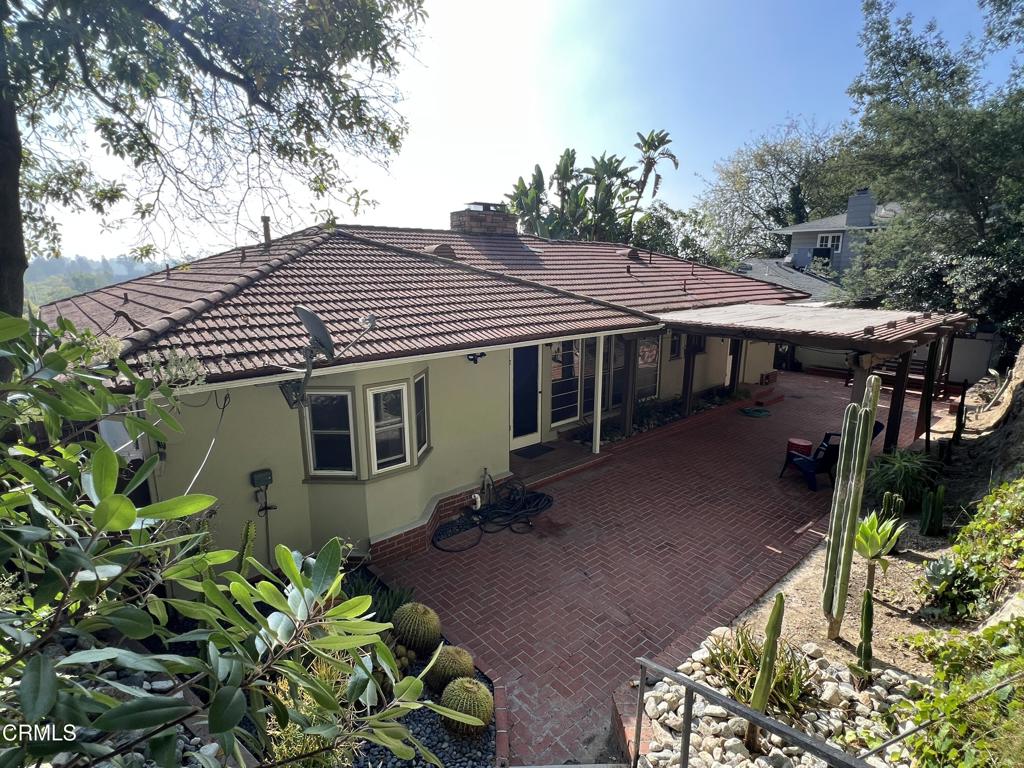 main property photo 15