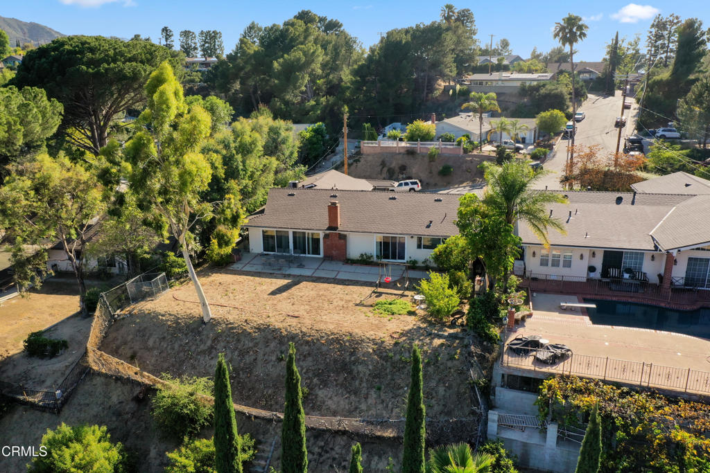 main property photo 14