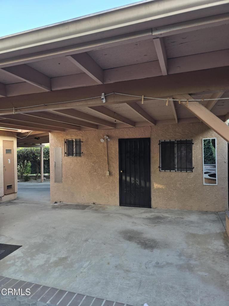 main property photo 28