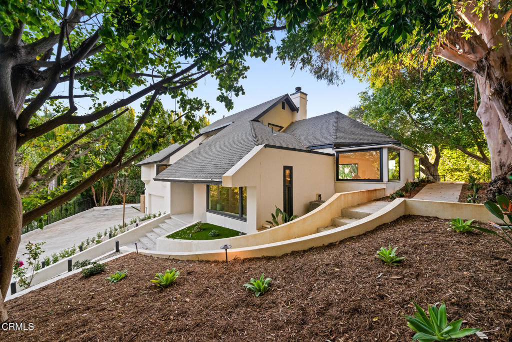 main property photo 47