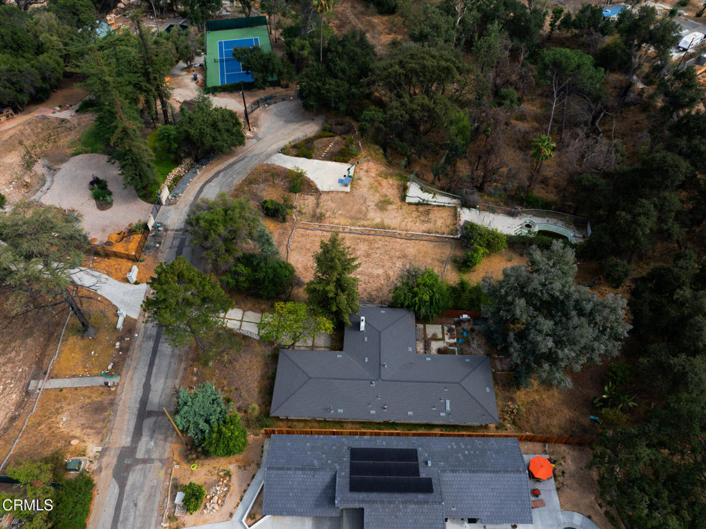 main property photo 14