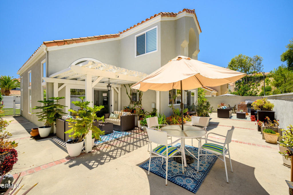 main property photo 40