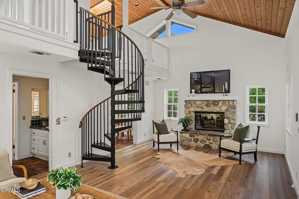 main property photo 45