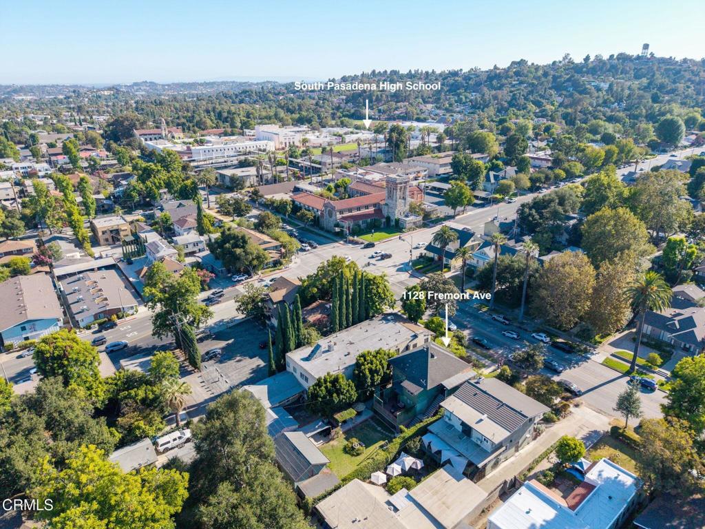 main property photo 39