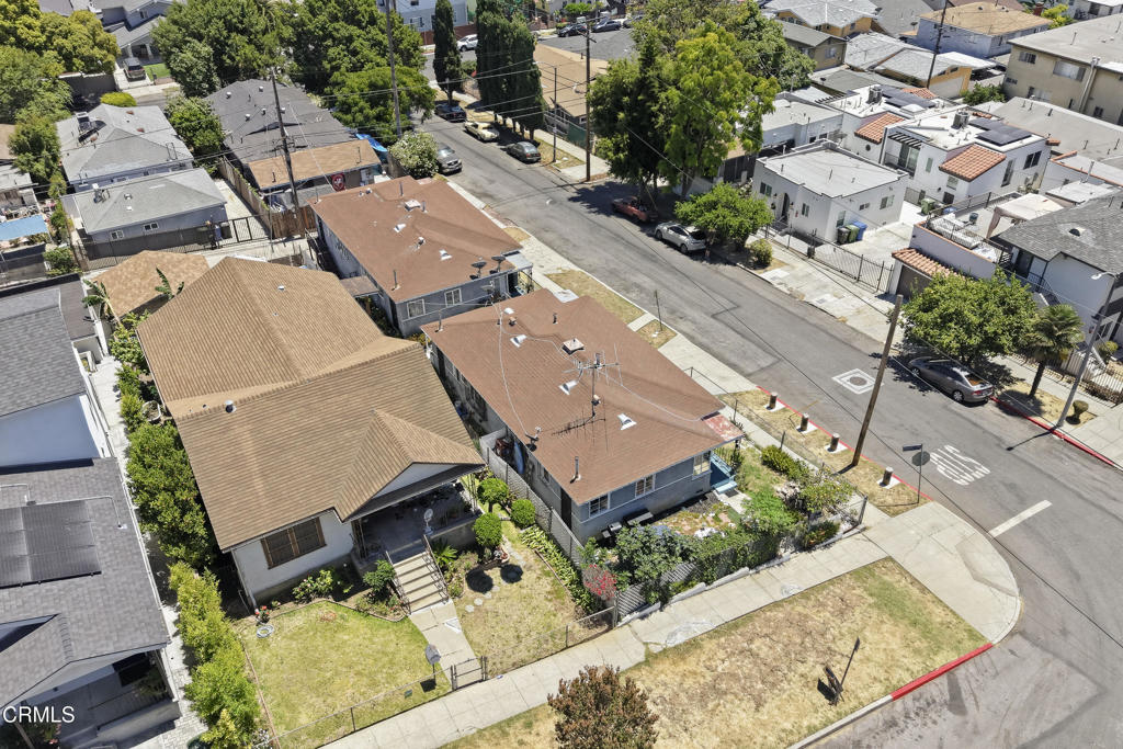 main property photo 16