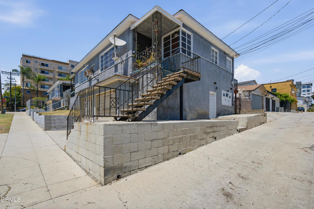 main property photo 5