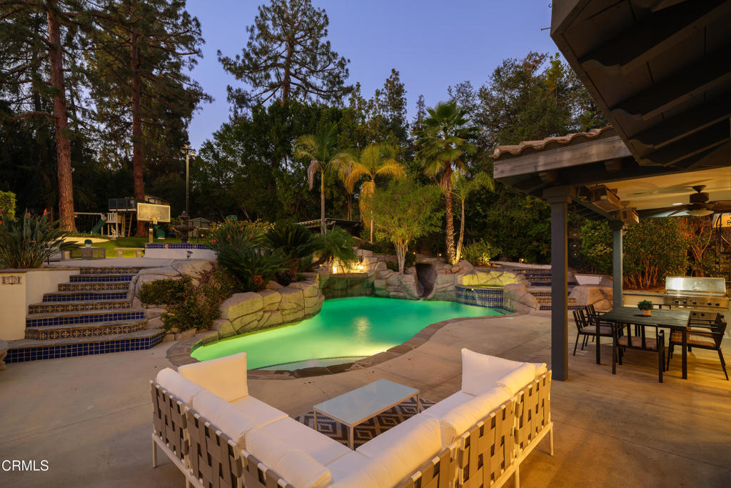 main property photo 44