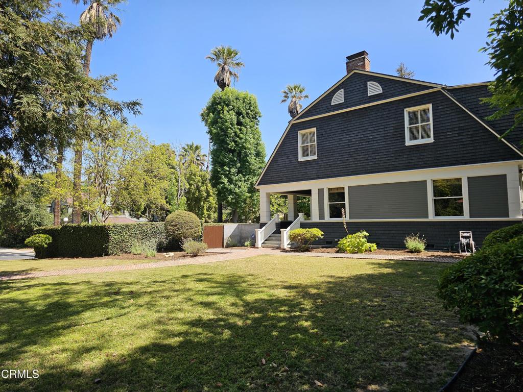 main property photo 6