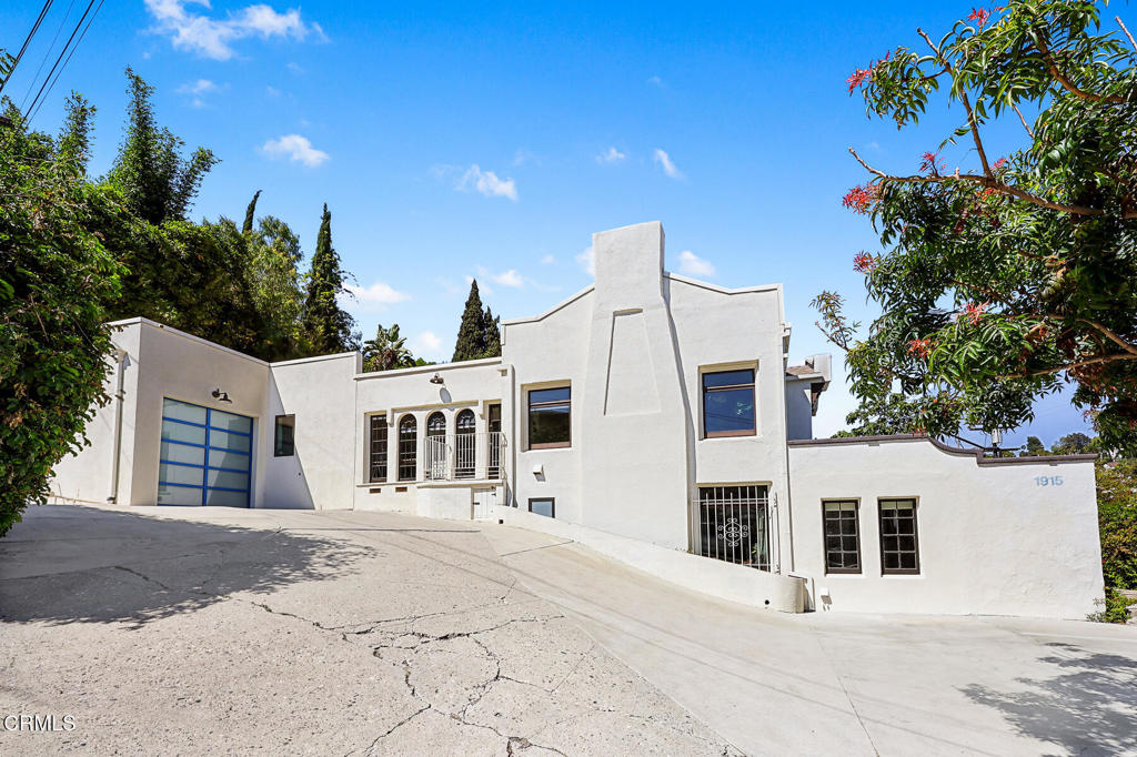 main property photo 5