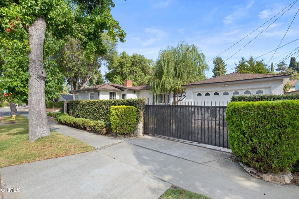 main property photo 27
