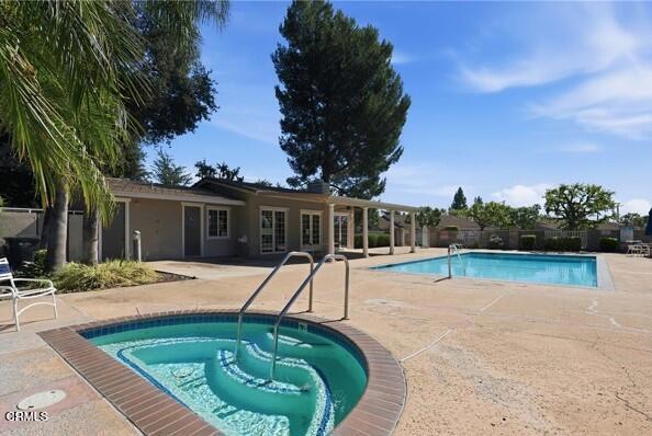 main property photo 28