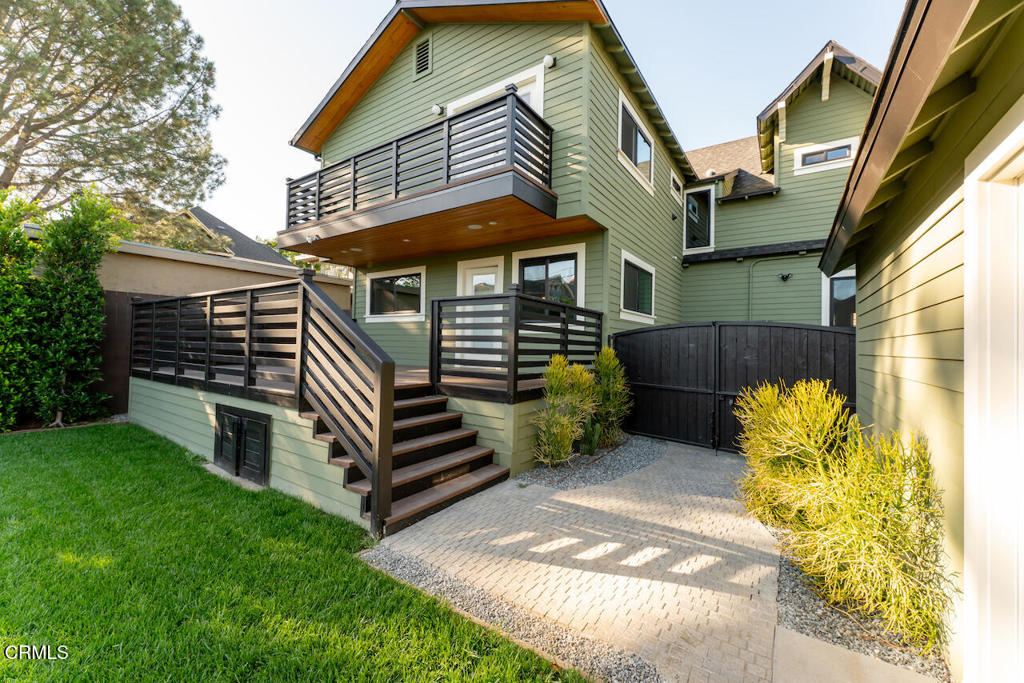 main property photo 39