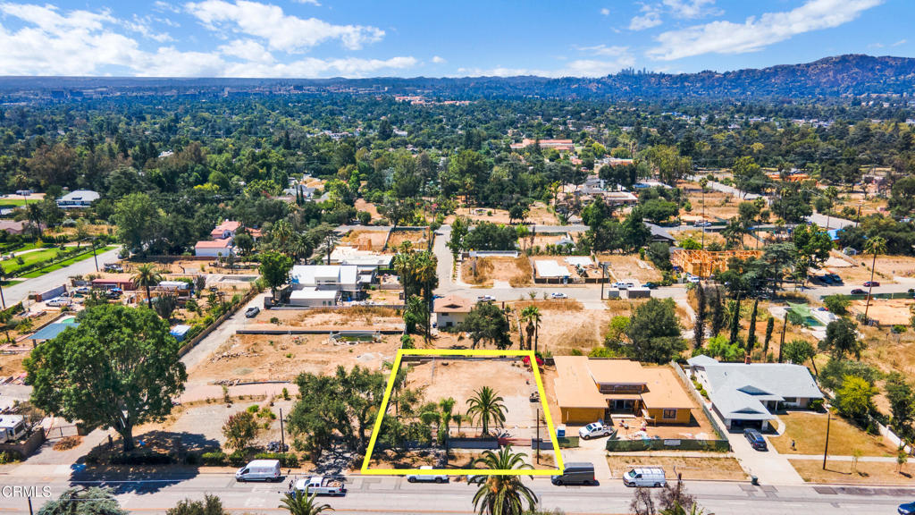 main property photo 19